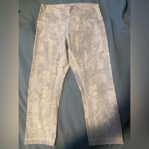 Lululemon capri leggings